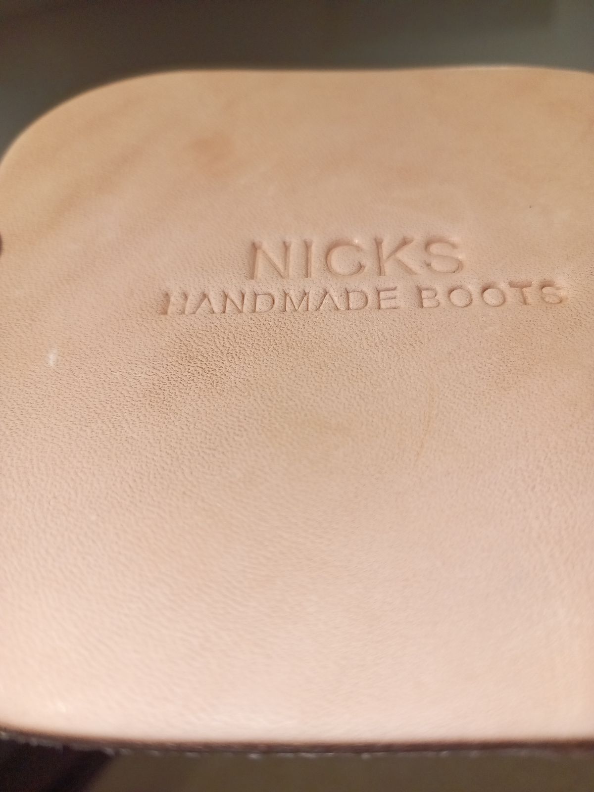 Photo by DaddyBootsEsquire on January 5, 2026 of the Nicks Coaster in Wickett & Craig Natural Veg Tan.