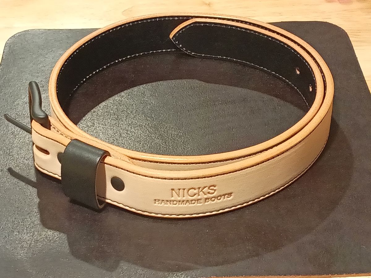 Photo by DaddyBootsEsquire on October 1, 2025 of the Nicks Natural Veg Tan Blackout - Stitched in Wickett & Craig Natural Veg Tan.