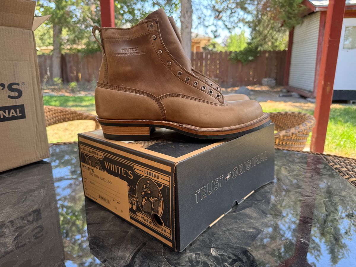 Photo by radkyle on August 19, 2025 of the White's 350 Cutter in Horween Natural Chromexcel.