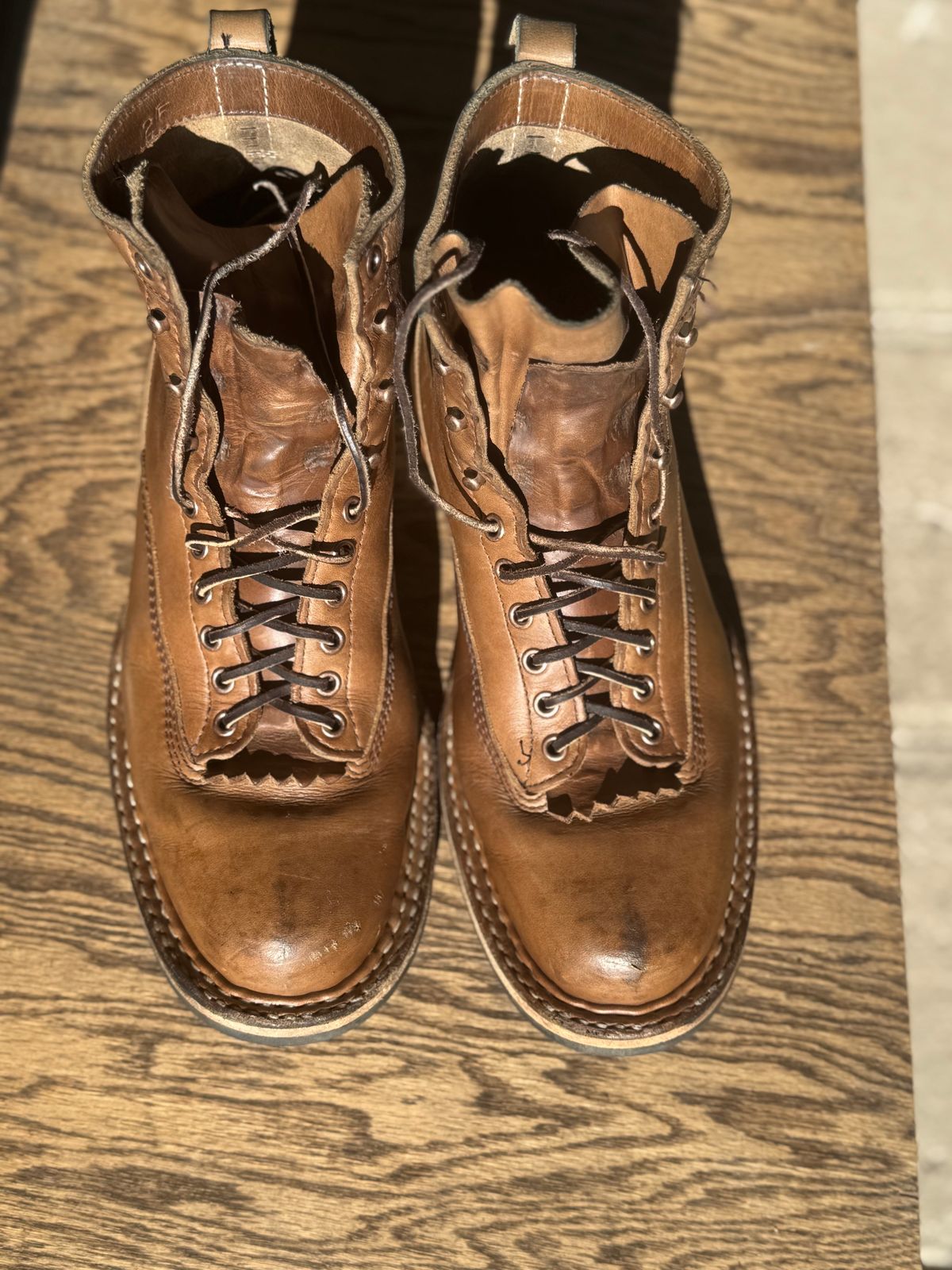 Photo by radkyle on November 1, 2025 of the White's 350 Cutter in Horween Natural Chromexcel.