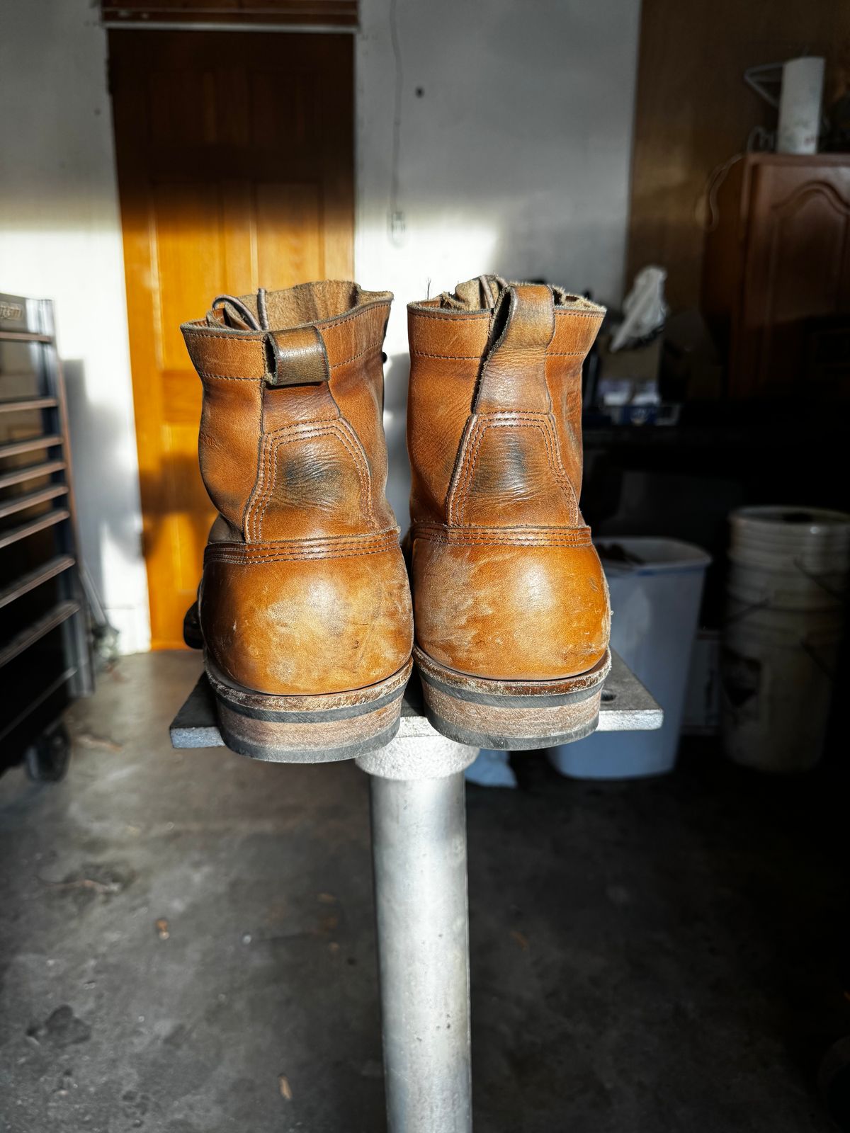 Photo by radkyle on March 4, 2026 of the White's 350 Cutter in Horween Natural Chromexcel.