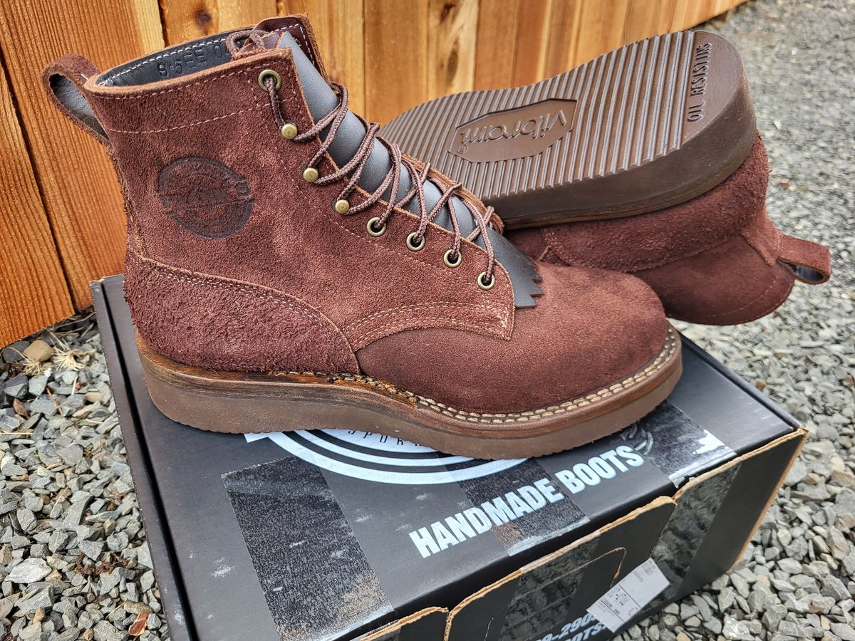 Photo by Max on September 27, 2024 of the Frank's Boots Rainier in Mocha Roughout.