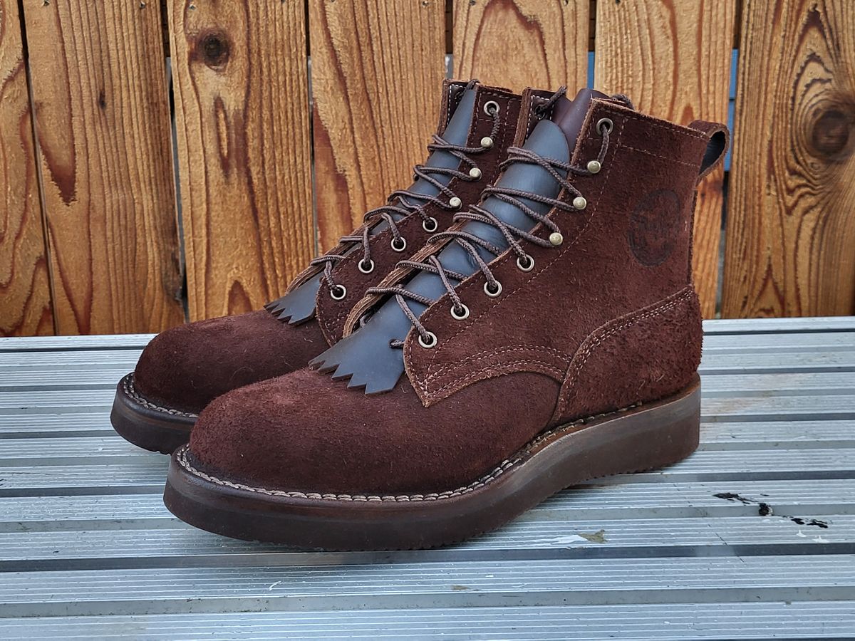 Photo by Max on October 1, 2024 of the Frank's Boots Rainier in Mocha Roughout.
