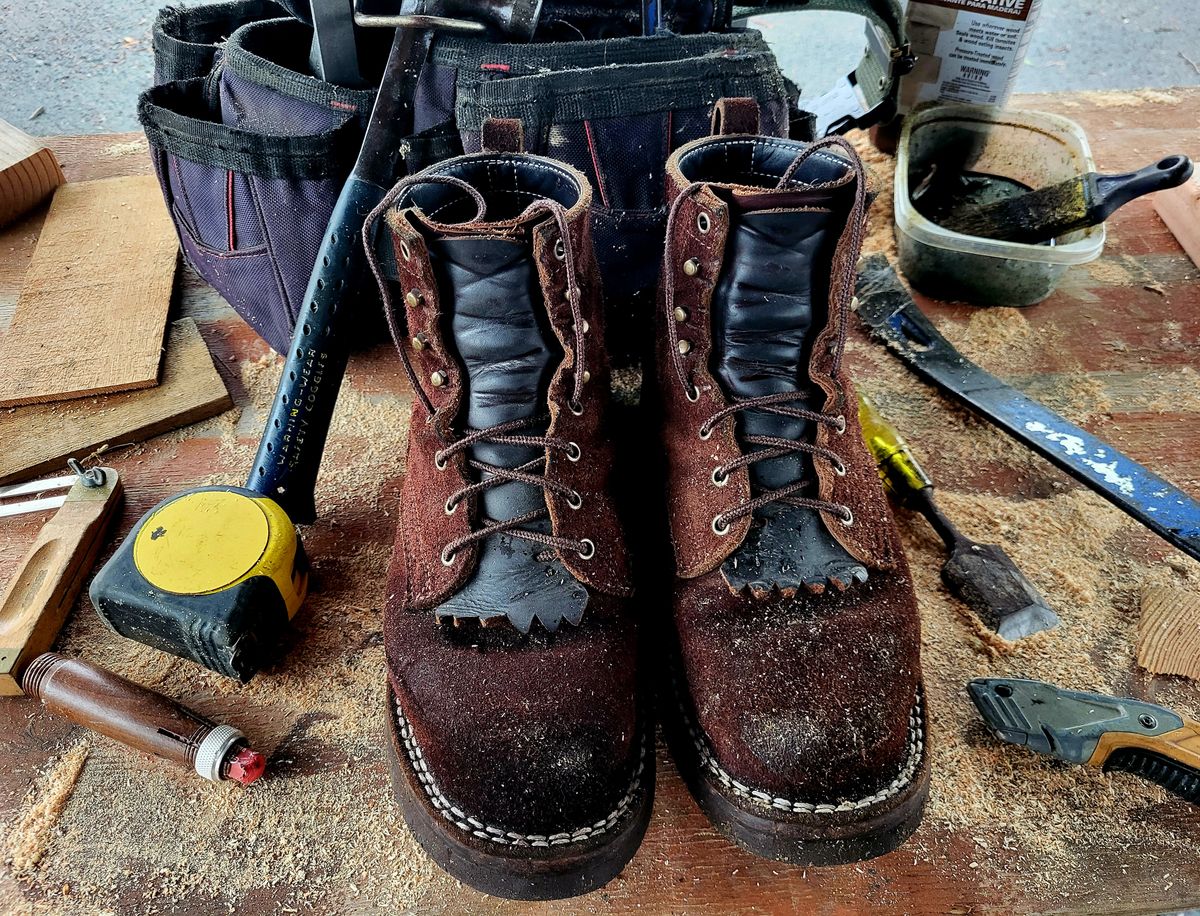 Photo by Max on November 2, 2024 of the Frank's Boots Rainier in Mocha Roughout.