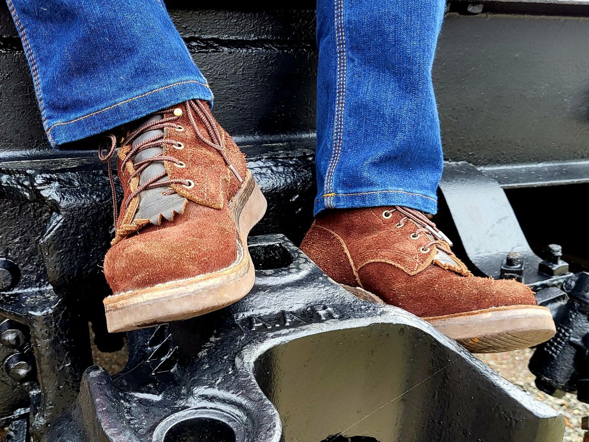 Photo by Max on November 3, 2024 of the Frank's Boots Rainier in Mocha Roughout.