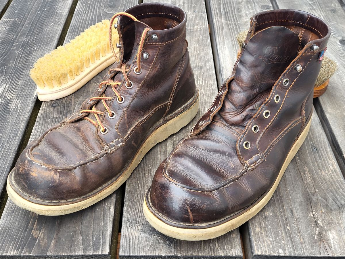Photo by Max on June 24, 2025 of the Danner Bull Run in Brown Full Grain.