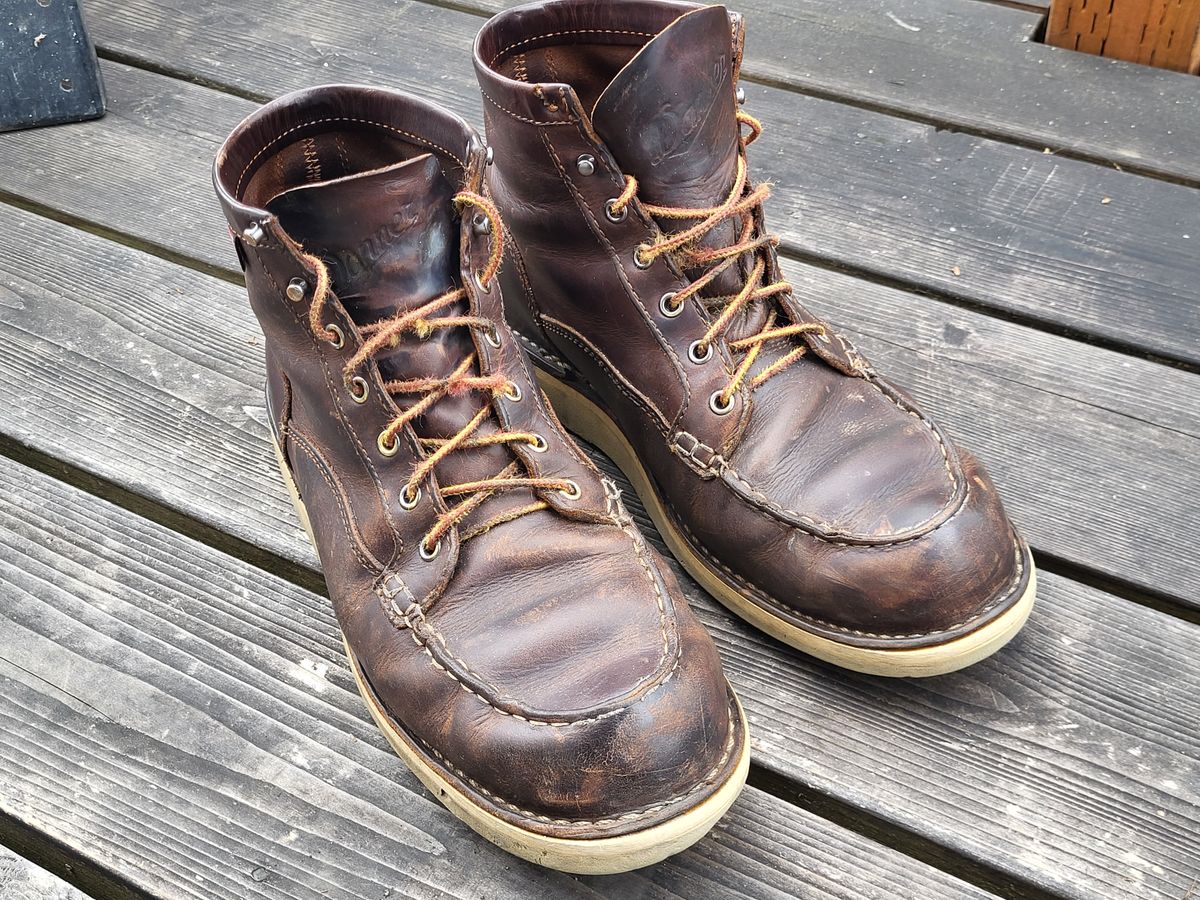 Photo by Max on September 9, 2025 of the Danner Bull Run in Brown Full Grain.