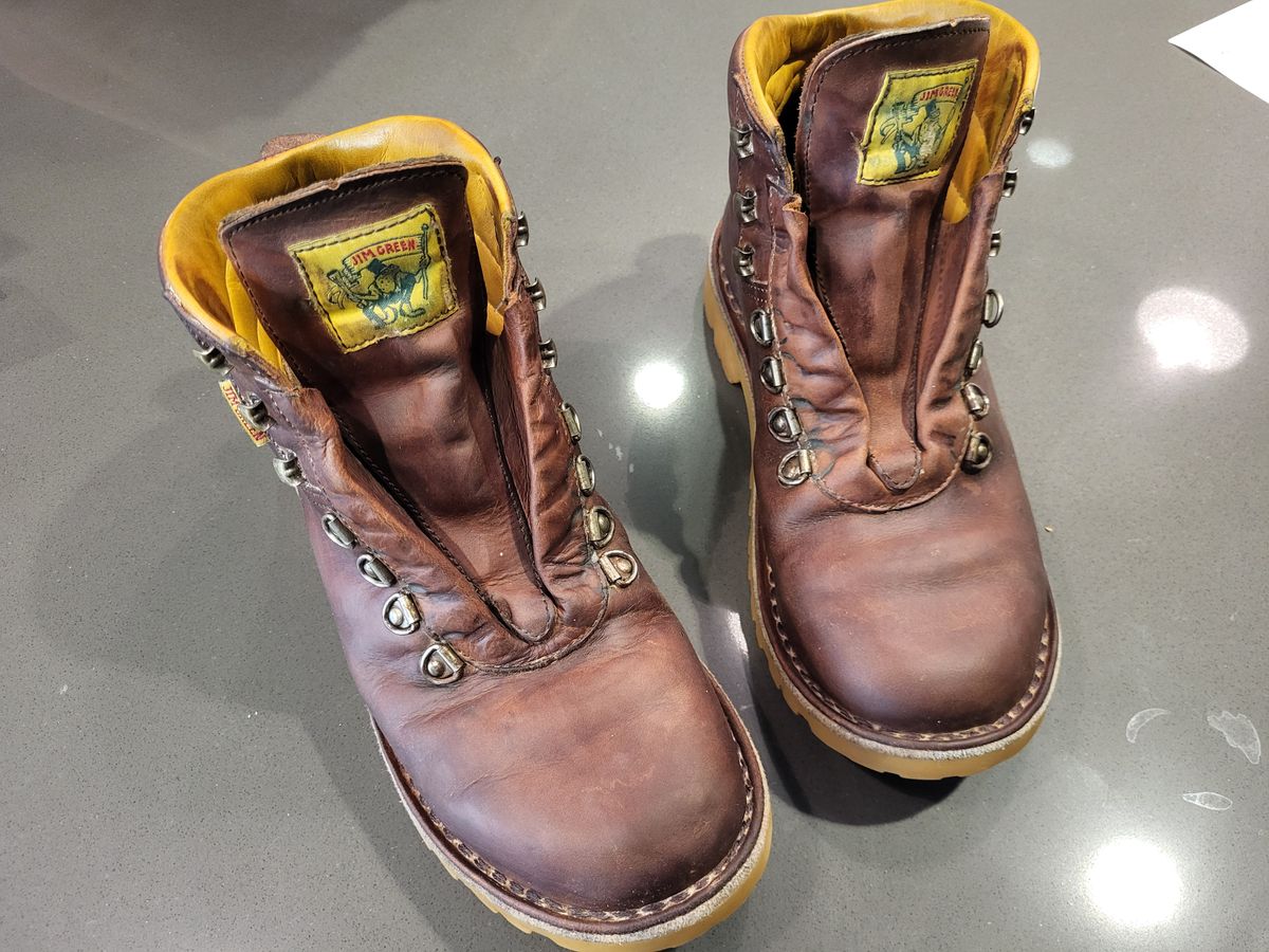 Photo by Max on March 9, 2026 of the Jim Green Razorback in Fudge Crazy Horse.