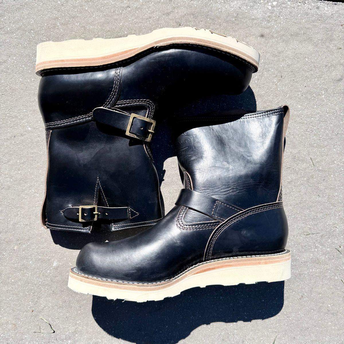 Photo by rmgman on October 5, 2025 of the Wesco Boss Engineer Collaboration With Black Bear Brand in Horween Black Chromexcel.