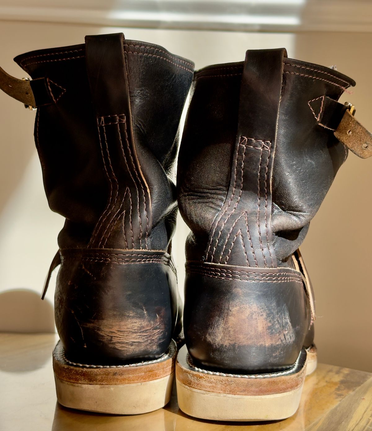 Photo by rmgman on April 5, 2026 of the Wesco Boss Engineer Collaboration With Black Bear Brand in Horween Black Chromexcel.