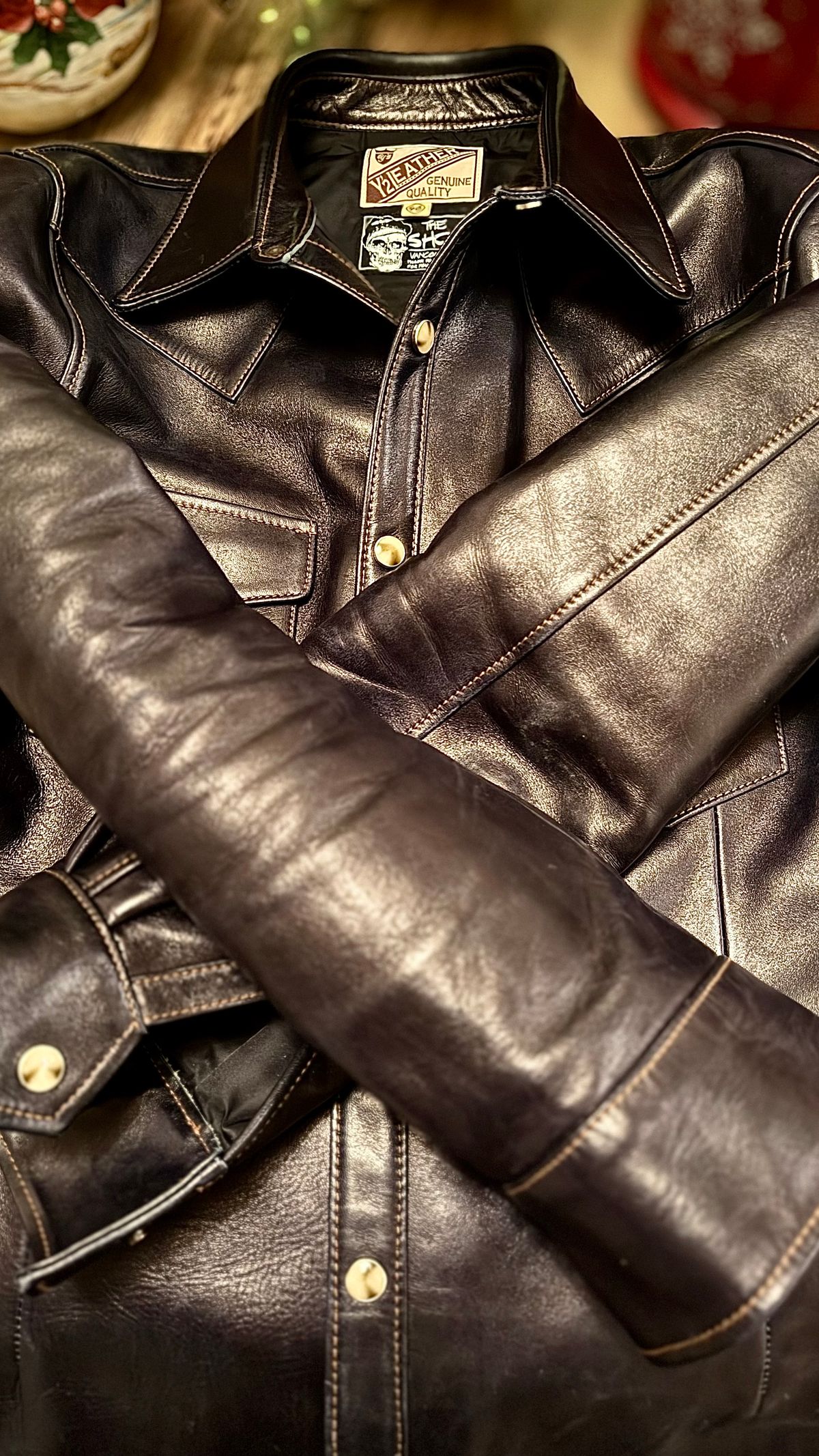 Photo by rmgman on December 6, 2025 of the Y'2 Leather The Shop Vancouver Pablo Indigo Horse Hide Western Shirt in Indigo Horsehide.