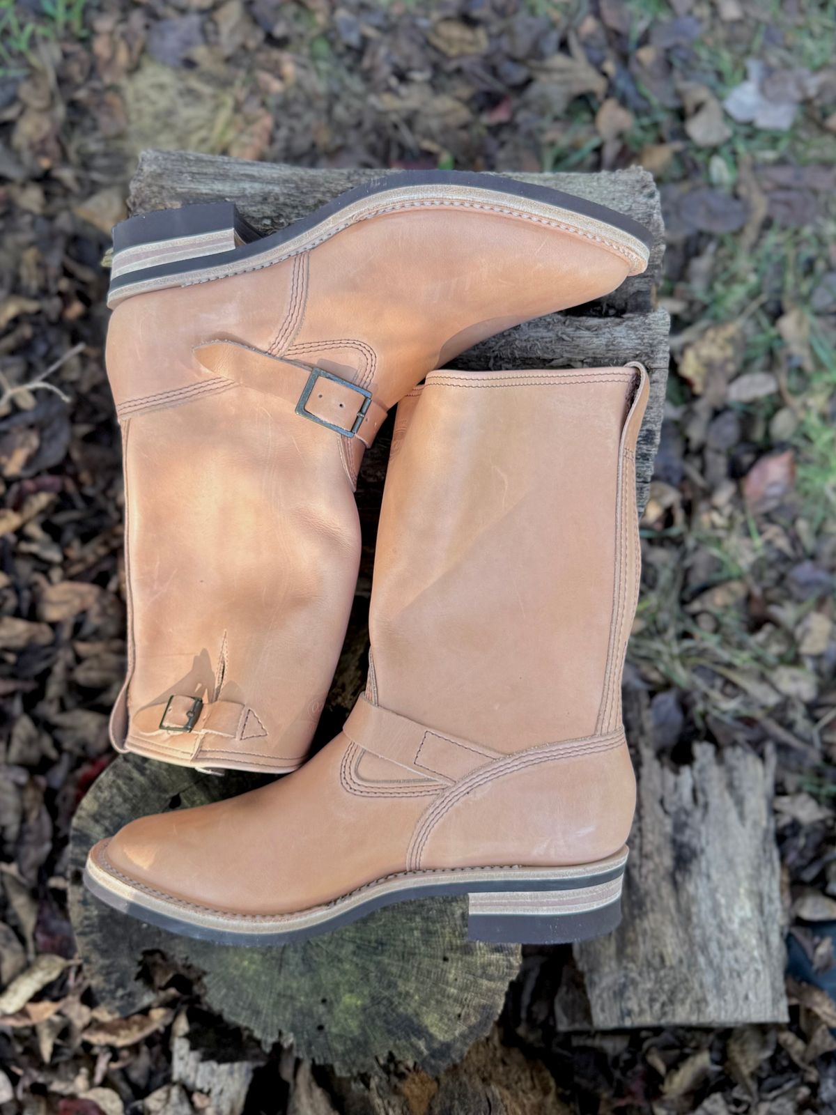 Photo by rmgman on October 2, 2025 of the Wesco x S&S Van Cleef III in Horween Natural Essex.