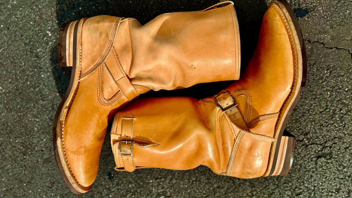 Photo by rmgman on November 4, 2025 of the Wesco x S&S Van Cleef III in Horween Natural Essex.