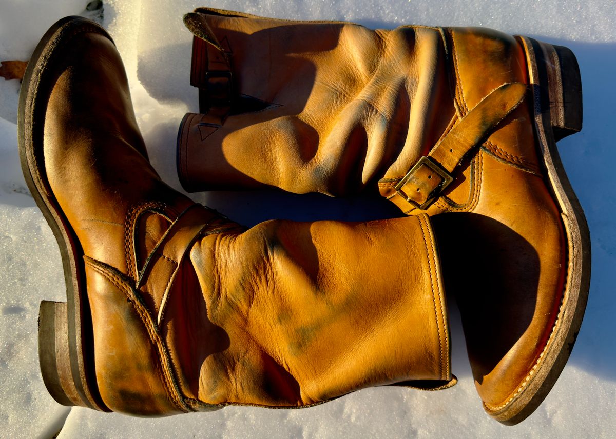 Photo by rmgman on February 5, 2026 of the Wesco x S&S Van Cleef III in Horween Natural Essex.