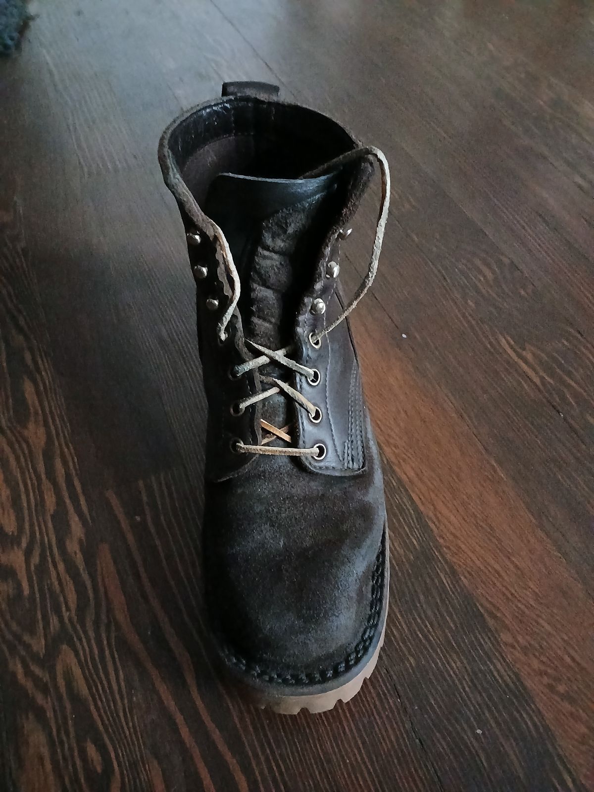 Photo by riverwalk on April 13, 2024 of the JK Boots O.T. in Brown.