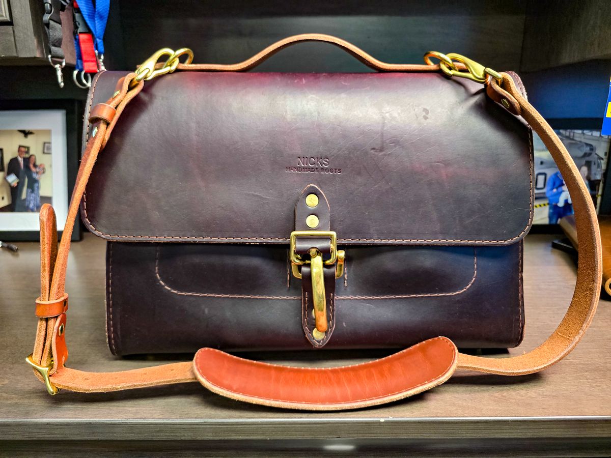 Photo by fallabel on November 4, 2025 of the Nicks Travel Bag in Wickett & Craig Burgundy Double Stuffed.