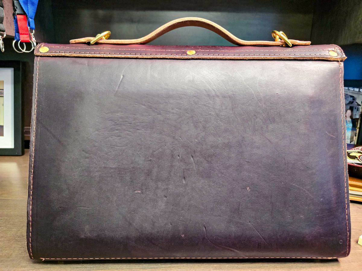 Photo by fallabel on November 4, 2025 of the Nicks Travel Bag in Wickett & Craig Burgundy Double Stuffed.