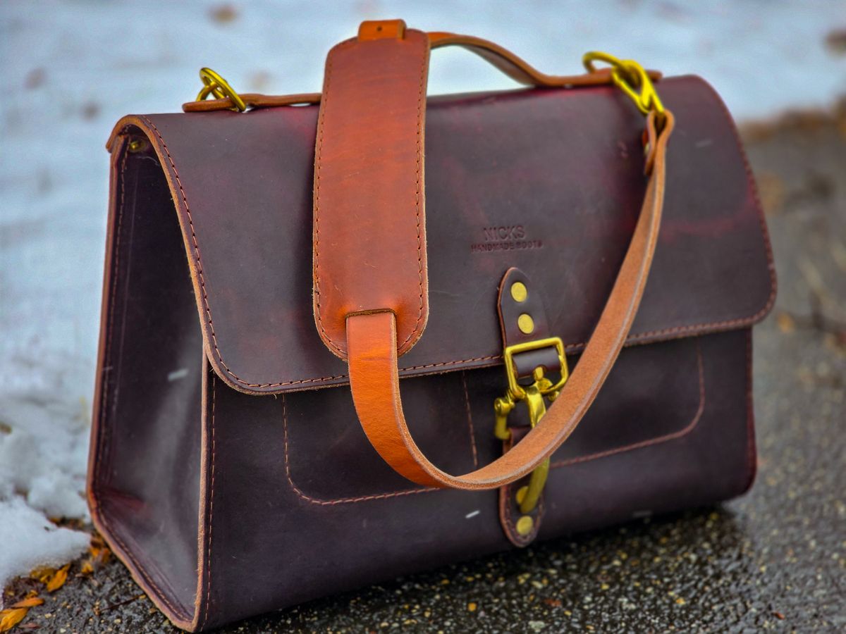 Photo by fallabel on December 5, 2025 of the Nicks Travel Bag in Wickett & Craig Burgundy Double Stuffed.