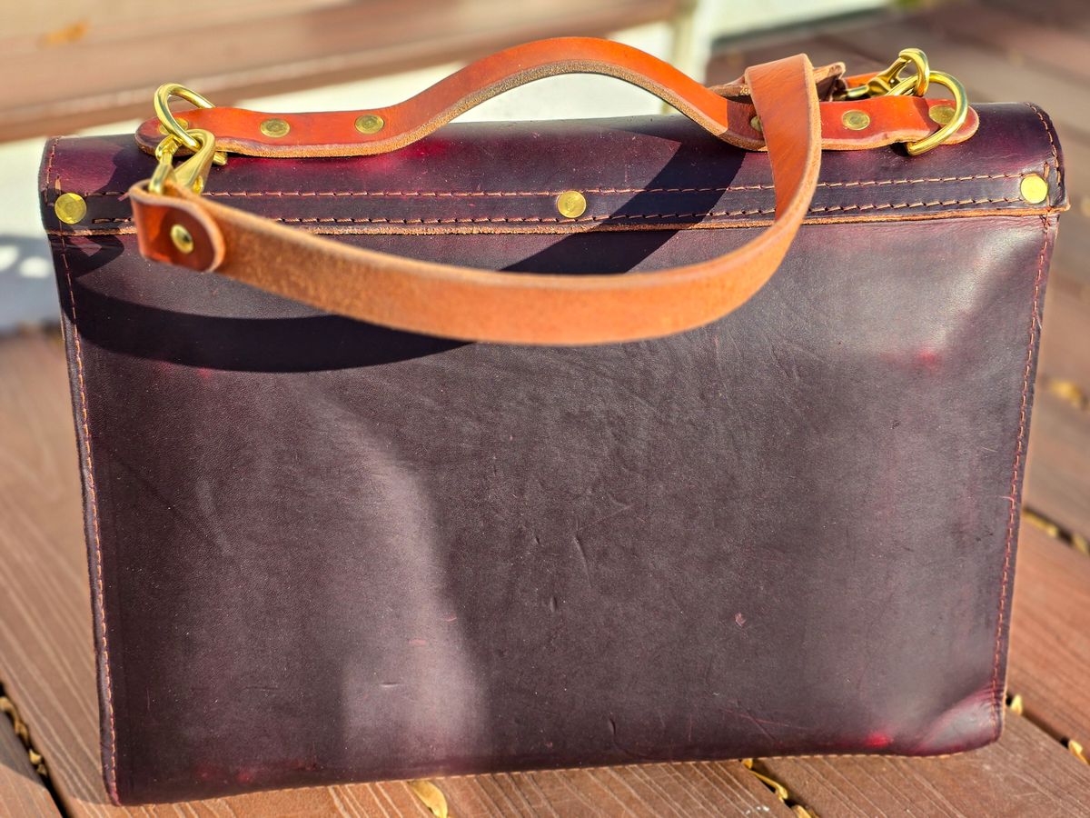 Photo by fallabel on January 4, 2026 of the Nicks Travel Bag in Wickett & Craig Burgundy Double Stuffed.