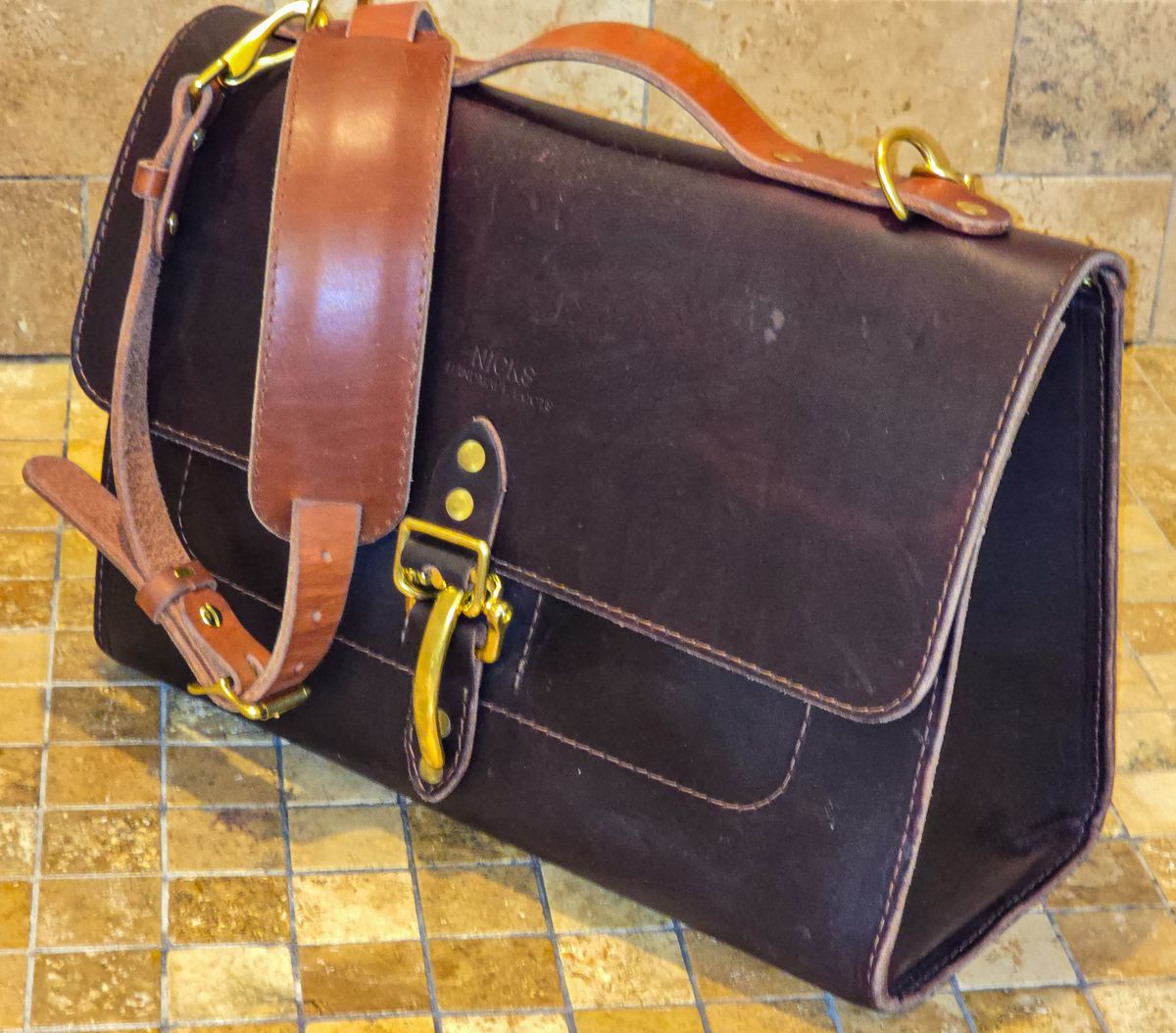 Photo by fallabel on February 5, 2026 of the Nicks Travel Bag in Wickett & Craig Burgundy Double Stuffed.