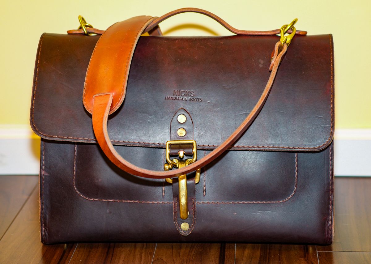 Photo by fallabel on April 5, 2026 of the Nicks Travel Bag in Wickett & Craig Burgundy Double Stuffed.