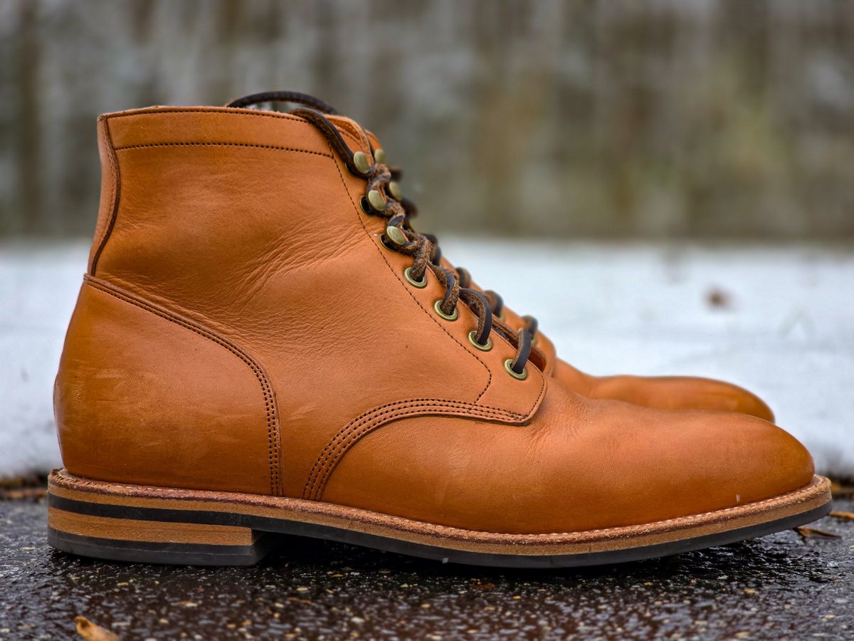 Photo by fallabel on December 5, 2025 of the Grant Stone Diesel Boot in Horween Tan Essex.