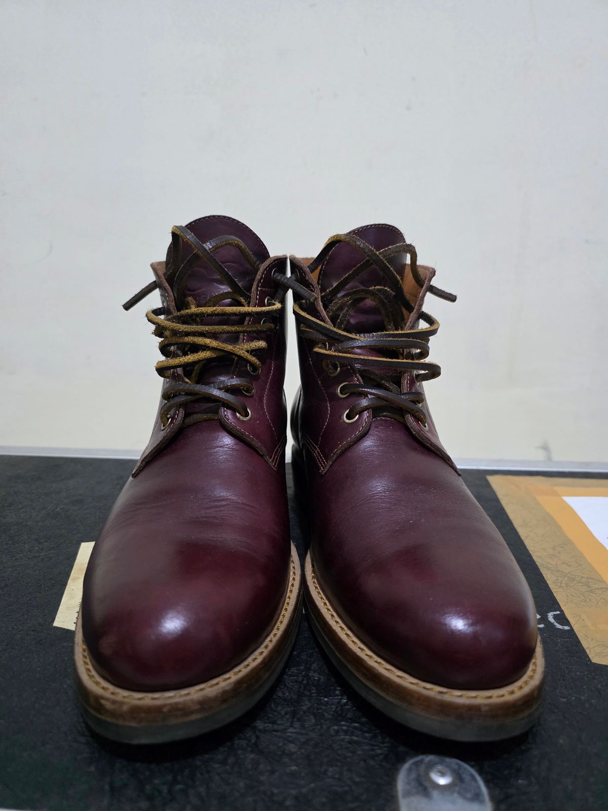 Photo by dipatyas on November 4, 2025 of the Don's Original Royale in Horween Color 8 Chromexcel.