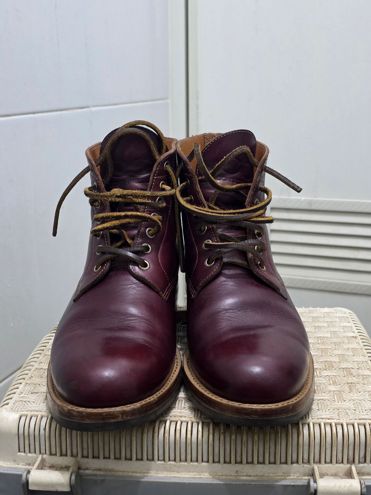 Photo by dipatyas on December 2, 2025 of the Don's Original Royale in Horween Color 8 Chromexcel.