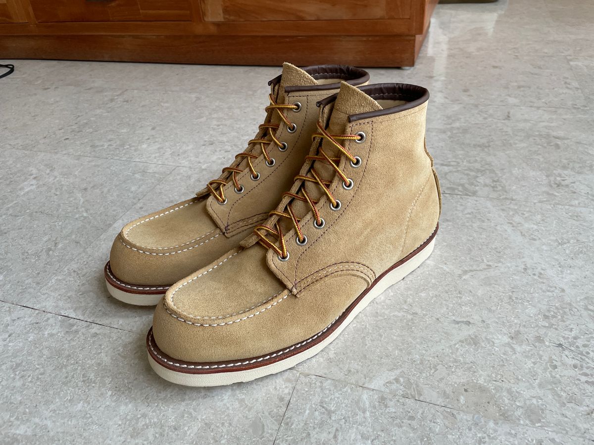 Photo by Zephyr11 on August 7, 2025 of the Red Wing 6-Inch Classic Moc in S.B. Foot Hawthorne Abilene.