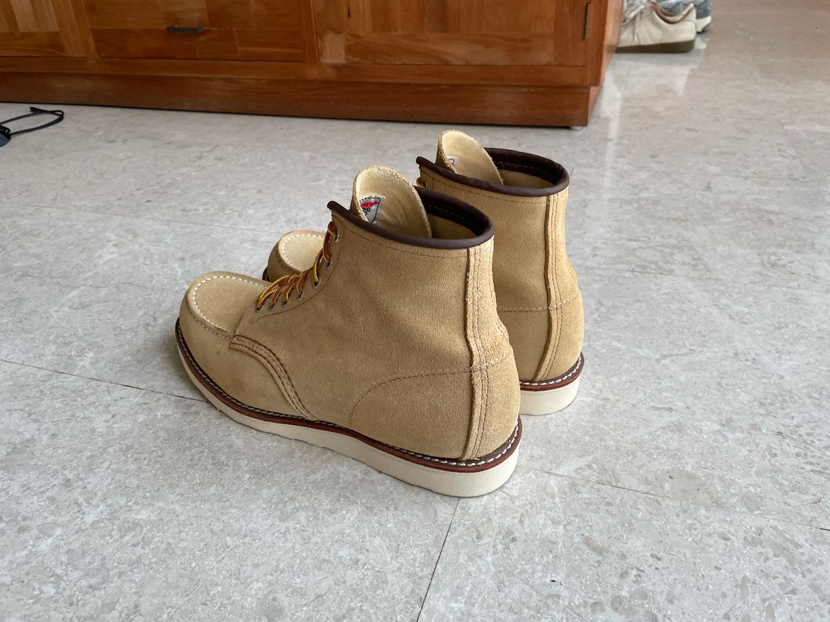 Photo by Zephyr11 on August 7, 2025 of the Red Wing 6-Inch Classic Moc in S.B. Foot Hawthorne Abilene.