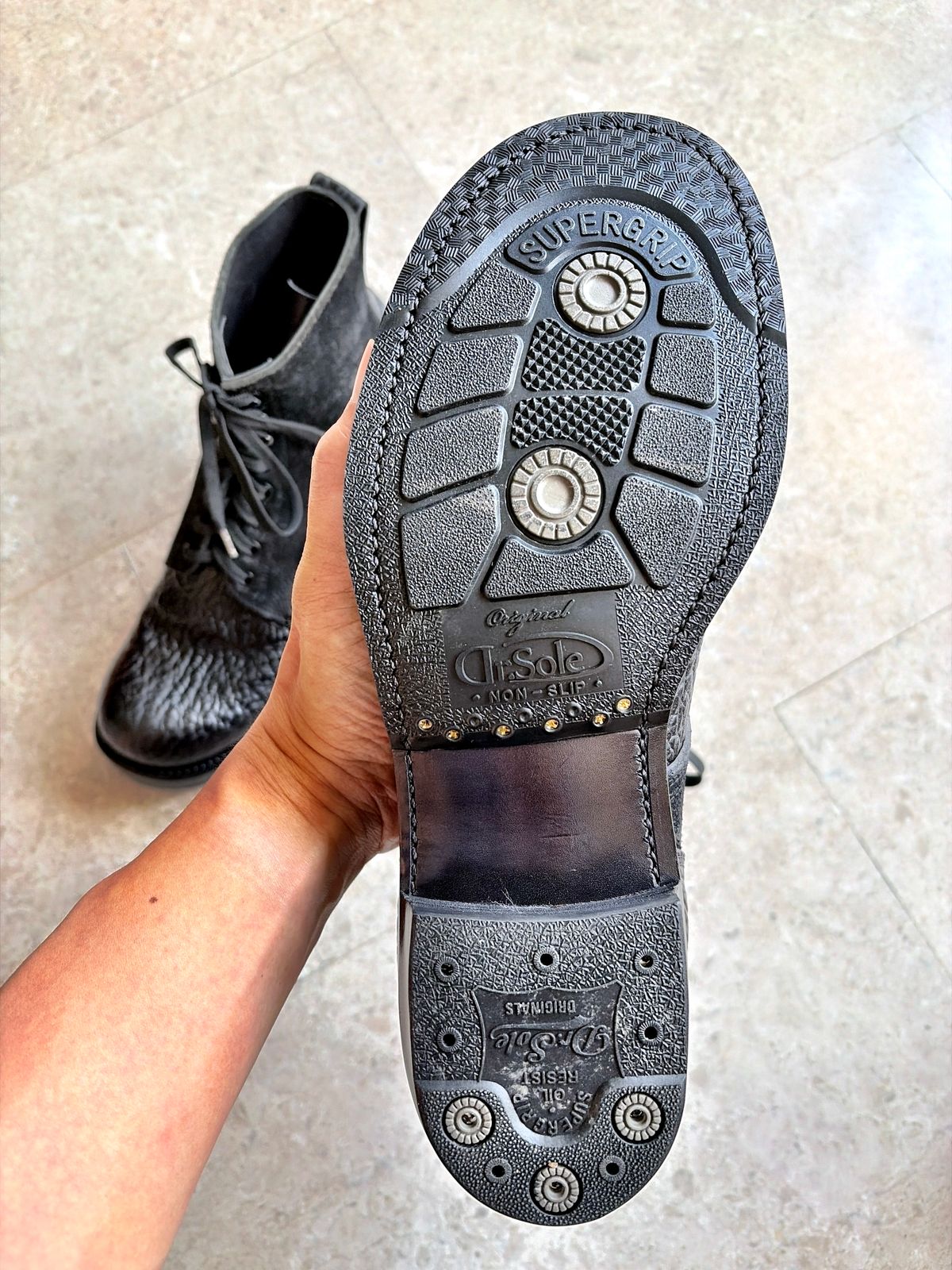 Photo by Zephyr11 on January 31, 2026 of the Johnny Works Jump Boots in Shark Skin & Maryam Natural Horsebutt Roughout.