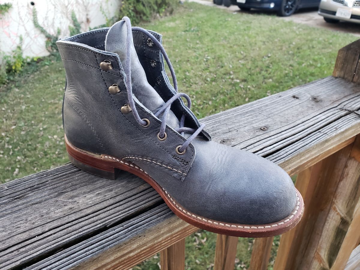 Photo by bootsforlife on October 15, 2025 of the Wolverine 1000 Mile Plain-Toe Boot in Horween Navy Olive Tan.