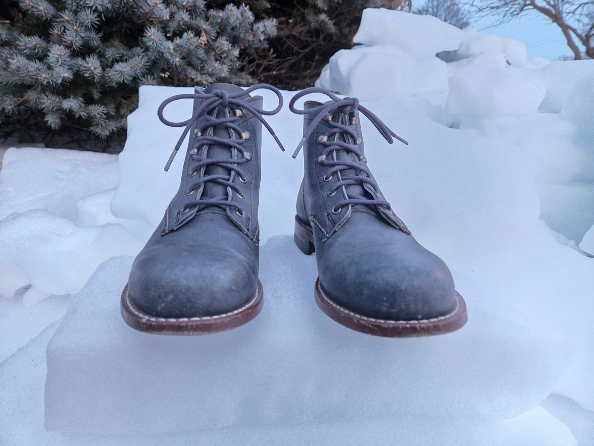 Photo by bootsforlife on February 5, 2026 of the Wolverine 1000 Mile Plain-Toe Boot in Horween Navy Olive Tan.