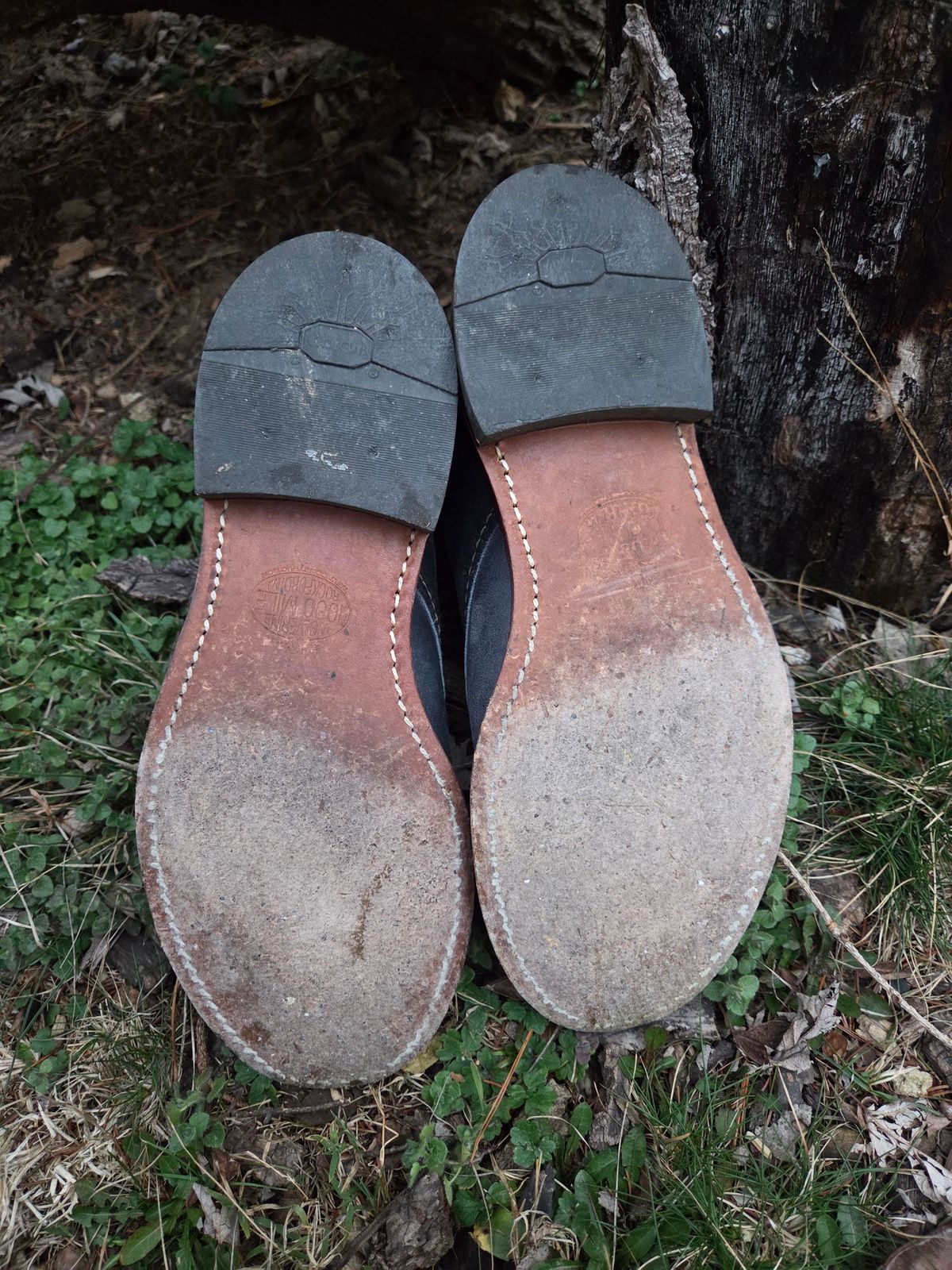 Photo by bootsforlife on March 5, 2026 of the Wolverine 1000 Mile Plain-Toe Boot in Horween Navy Olive Tan.