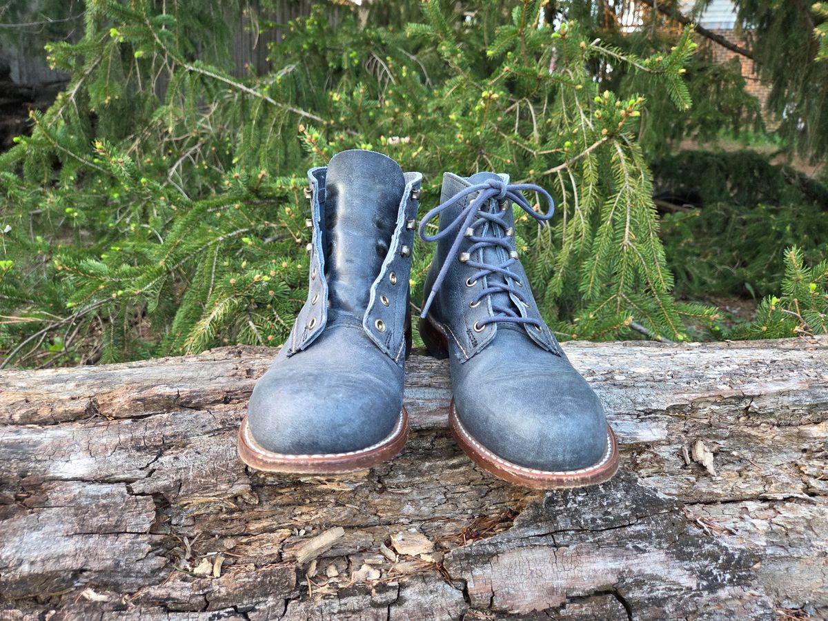 Photo by bootsforlife on April 4, 2026 of the Wolverine 1000 Mile Plain-Toe Boot in Horween Navy Olive Tan.