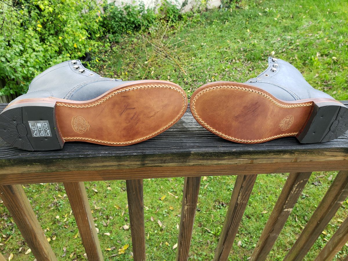 Photo by bootsforlife on October 16, 2024 of the Wolverine 1000 Mile Plain-Toe Boot in Horween Olive Tanned.