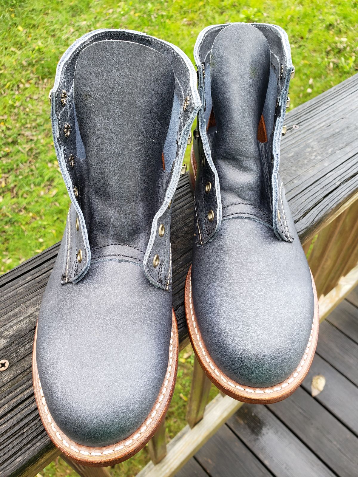 Photo by bootsforlife on October 16, 2024 of the Wolverine 1000 Mile Plain-Toe Boot in Horween Olive Tanned.