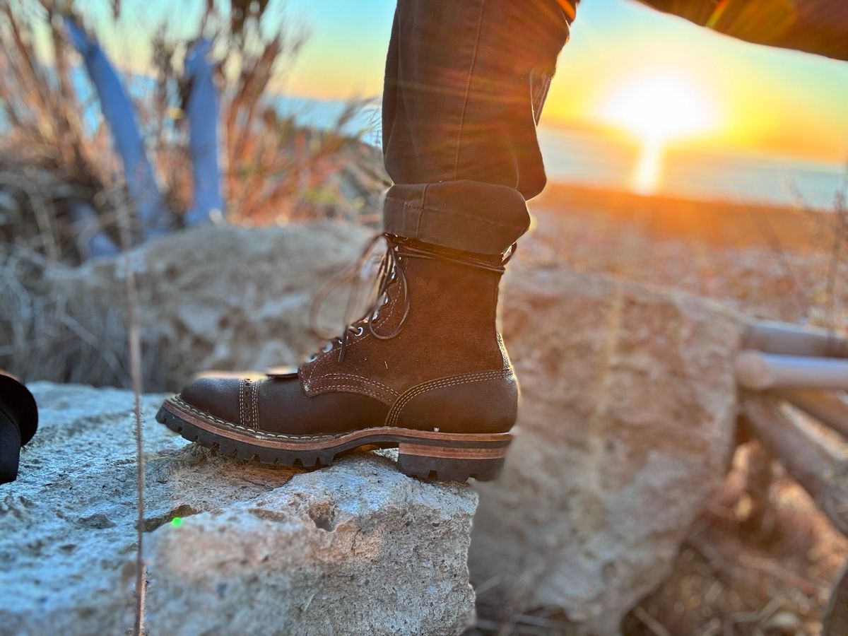 Photo by GodsRedeemed on December 18, 2024 of the Baker’s Custom White’s Bounty Hunters Bounty Hunters in Horween Cinnamon Waxed Flesh & Seidel Brown Oil Tan Roughout & Horween Olive Waxed Flesh.