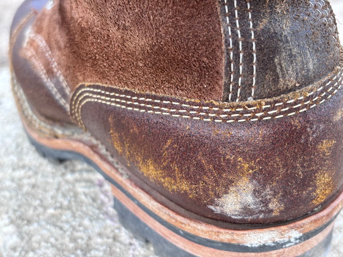 Photo by GodsRedeemed on December 24, 2024 of the Baker’s Custom White’s Bounty Hunters Bounty Hunters in Horween Cinnamon Waxed Flesh & Seidel Brown Oil Tan Roughout & Horween Olive Waxed Flesh.