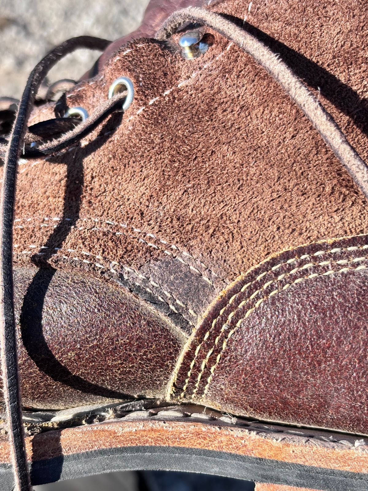 Photo by GodsRedeemed on January 3, 2025 of the Baker’s Custom White’s Bounty Hunters Bounty Hunters in Horween Cinnamon Waxed Flesh & Seidel Brown Oil Tan Roughout & Horween Olive Waxed Flesh.