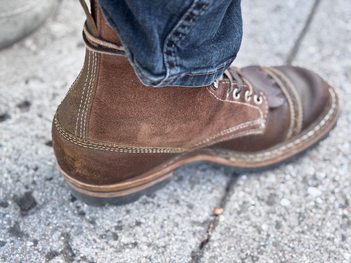 Photo by GodsRedeemed on January 6, 2025 of the Baker’s Custom White’s Bounty Hunters Bounty Hunters in Horween Cinnamon Waxed Flesh & Seidel Brown Oil Tan Roughout & Horween Olive Waxed Flesh.
