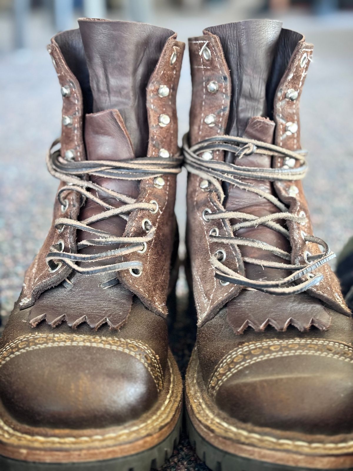 Photo by GodsRedeemed on January 6, 2025 of the Baker’s Custom White’s Bounty Hunters Bounty Hunters in Horween Cinnamon Waxed Flesh & Seidel Brown Oil Tan Roughout & Horween Olive Waxed Flesh.