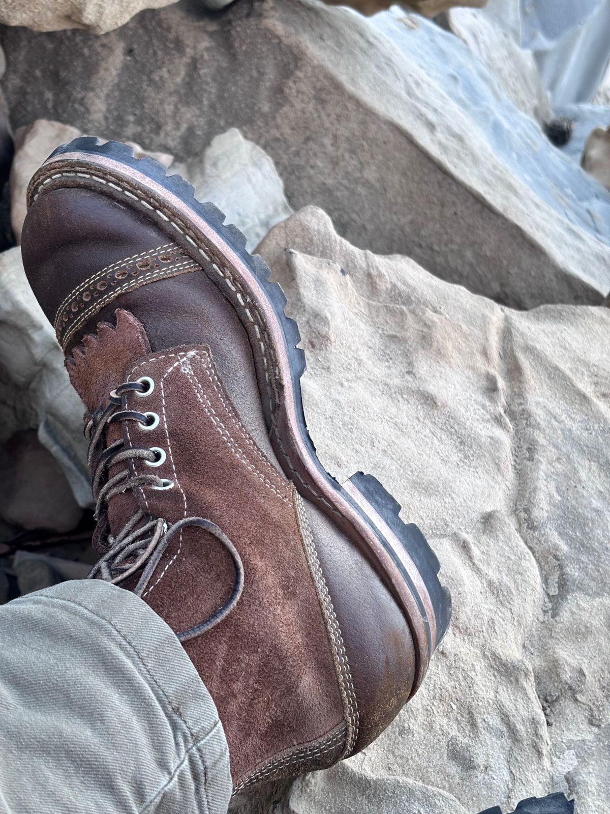 Photo by GodsRedeemed on January 26, 2025 of the Baker’s Custom White’s Bounty Hunters Bounty Hunters in Horween Cinnamon Waxed Flesh & Seidel Brown Oil Tan Roughout & Horween Olive Waxed Flesh.