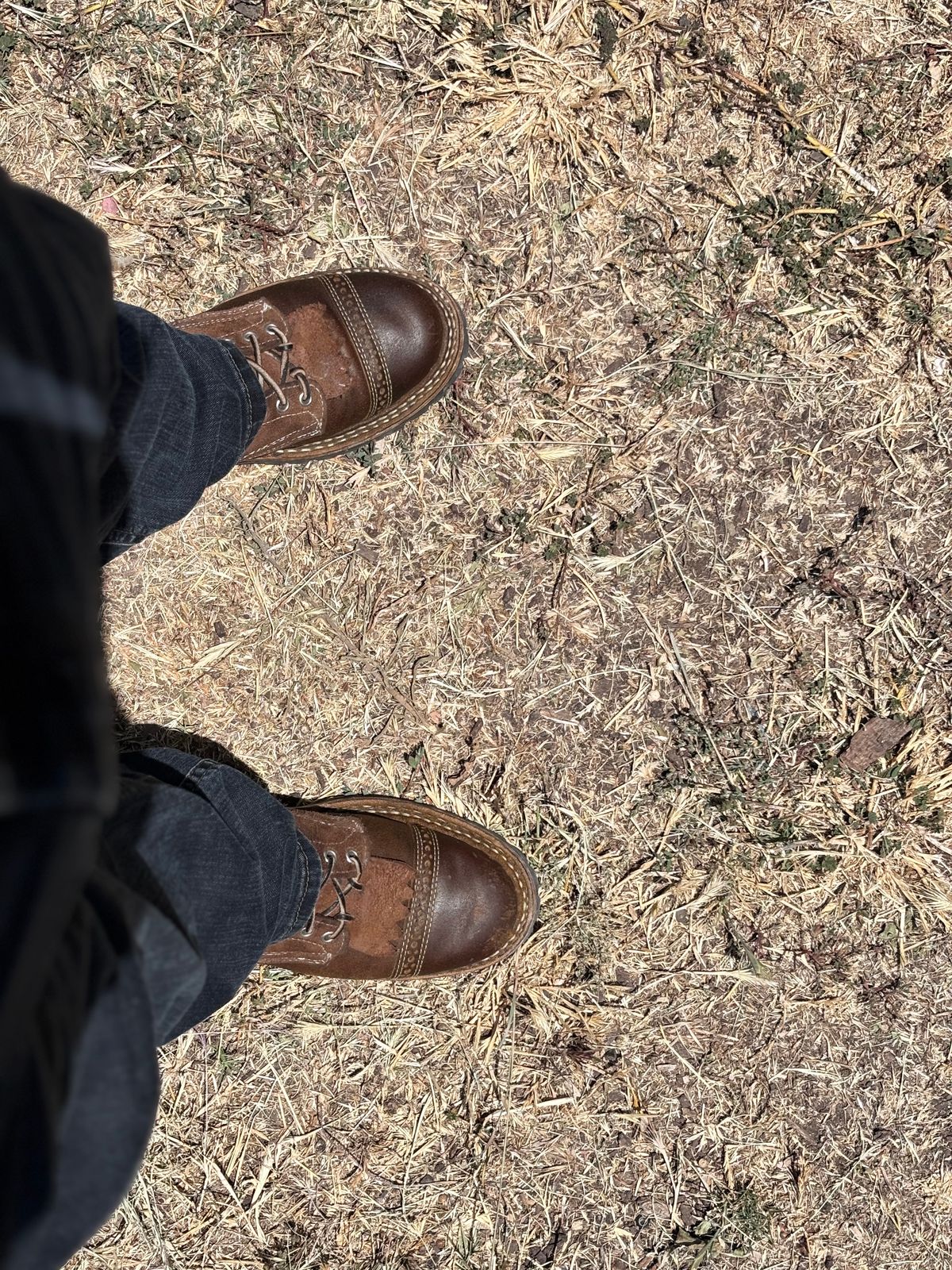 Photo by GodsRedeemed on July 3, 2025 of the Baker’s Custom White’s Bounty Hunters Bounty Hunters in Horween Cinnamon Waxed Flesh & Seidel Brown Oil Tan Roughout & Horween Olive Waxed Flesh.