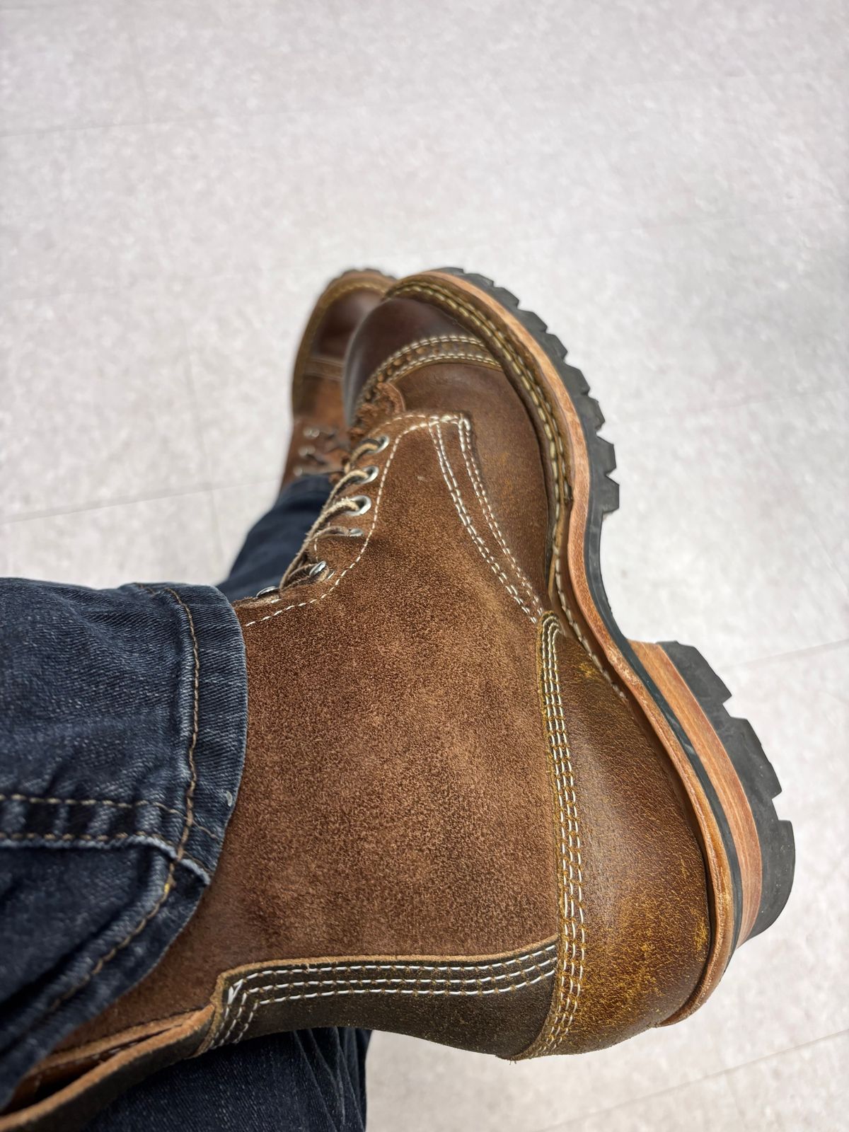Photo by GodsRedeemed on July 3, 2025 of the Baker’s Custom White’s Bounty Hunters Bounty Hunters in Horween Cinnamon Waxed Flesh & Seidel Brown Oil Tan Roughout & Horween Olive Waxed Flesh.
