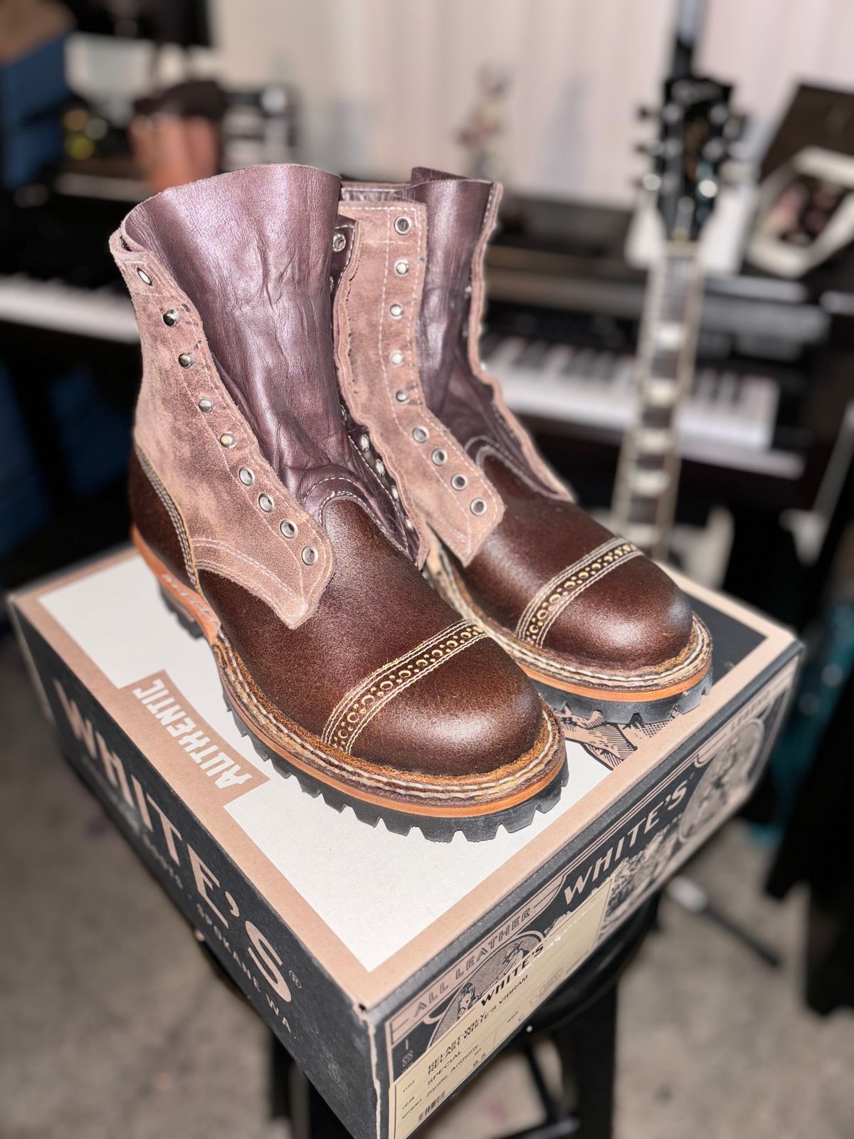 Photo by GodsRedeemed on November 20, 2024 of the Baker’s Custom White’s Bounty Hunters Bounty Hunters in Horween Cinnamon Waxed Flesh & Seidel Brown Oil Tan Roughout & Horween Olive Waxed Flesh.