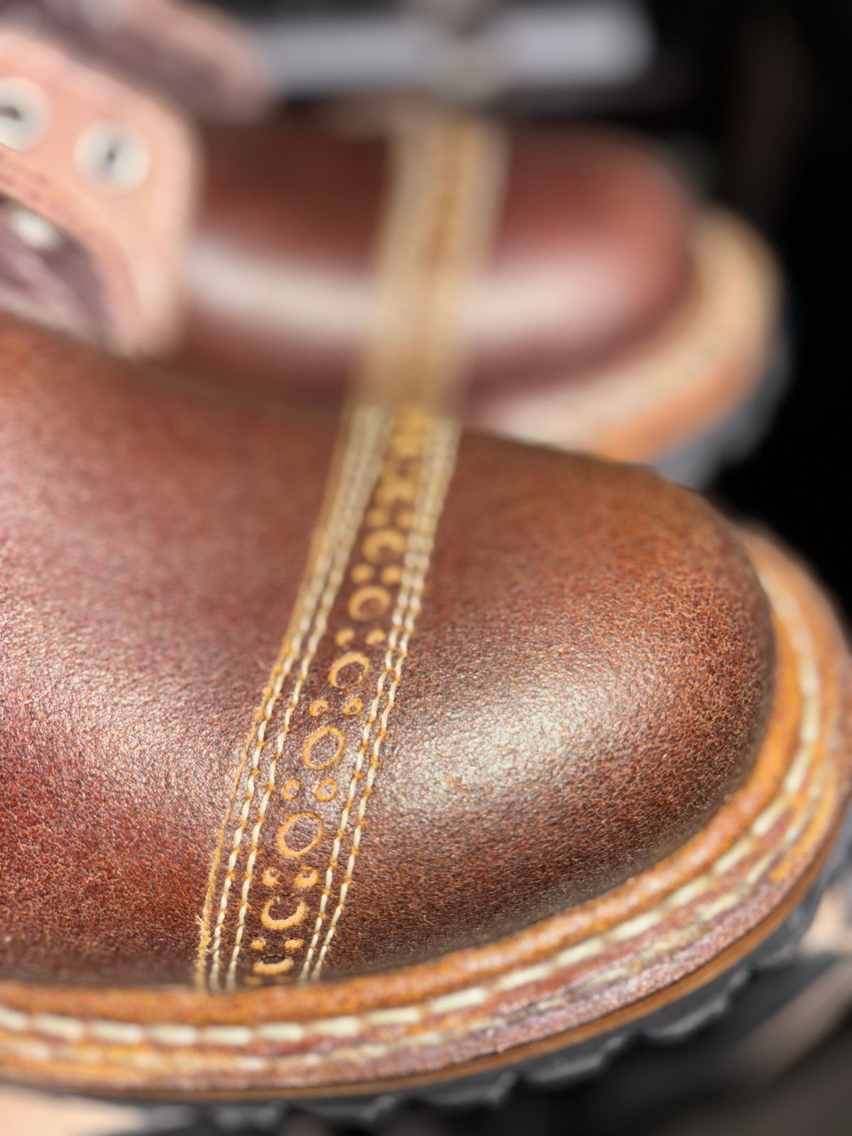 Photo by GodsRedeemed on November 20, 2024 of the Baker’s Custom White’s Bounty Hunters Bounty Hunters in Horween Cinnamon Waxed Flesh & Seidel Brown Oil Tan Roughout & Horween Olive Waxed Flesh.