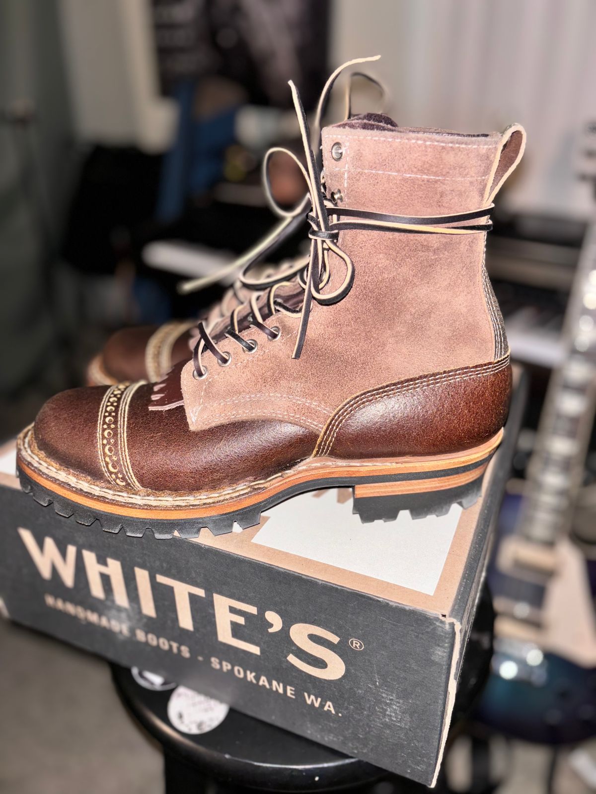 Photo by GodsRedeemed on November 20, 2024 of the Baker’s Custom White’s Bounty Hunters Bounty Hunters in Horween Cinnamon Waxed Flesh & Seidel Brown Oil Tan Roughout & Horween Olive Waxed Flesh.