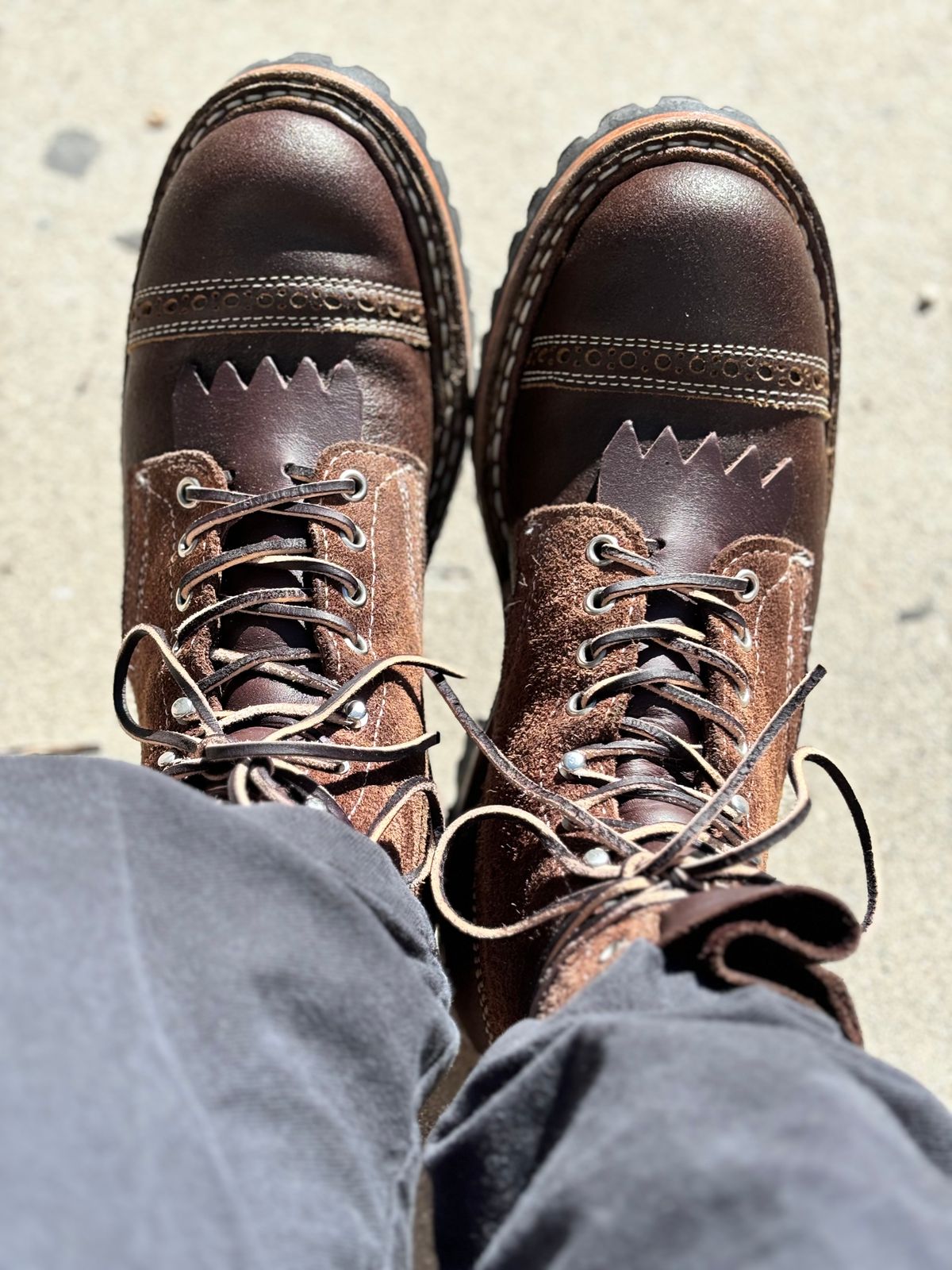 Photo by GodsRedeemed on November 22, 2024 of the Baker’s Custom White’s Bounty Hunters Bounty Hunters in Horween Cinnamon Waxed Flesh & Seidel Brown Oil Tan Roughout & Horween Olive Waxed Flesh.