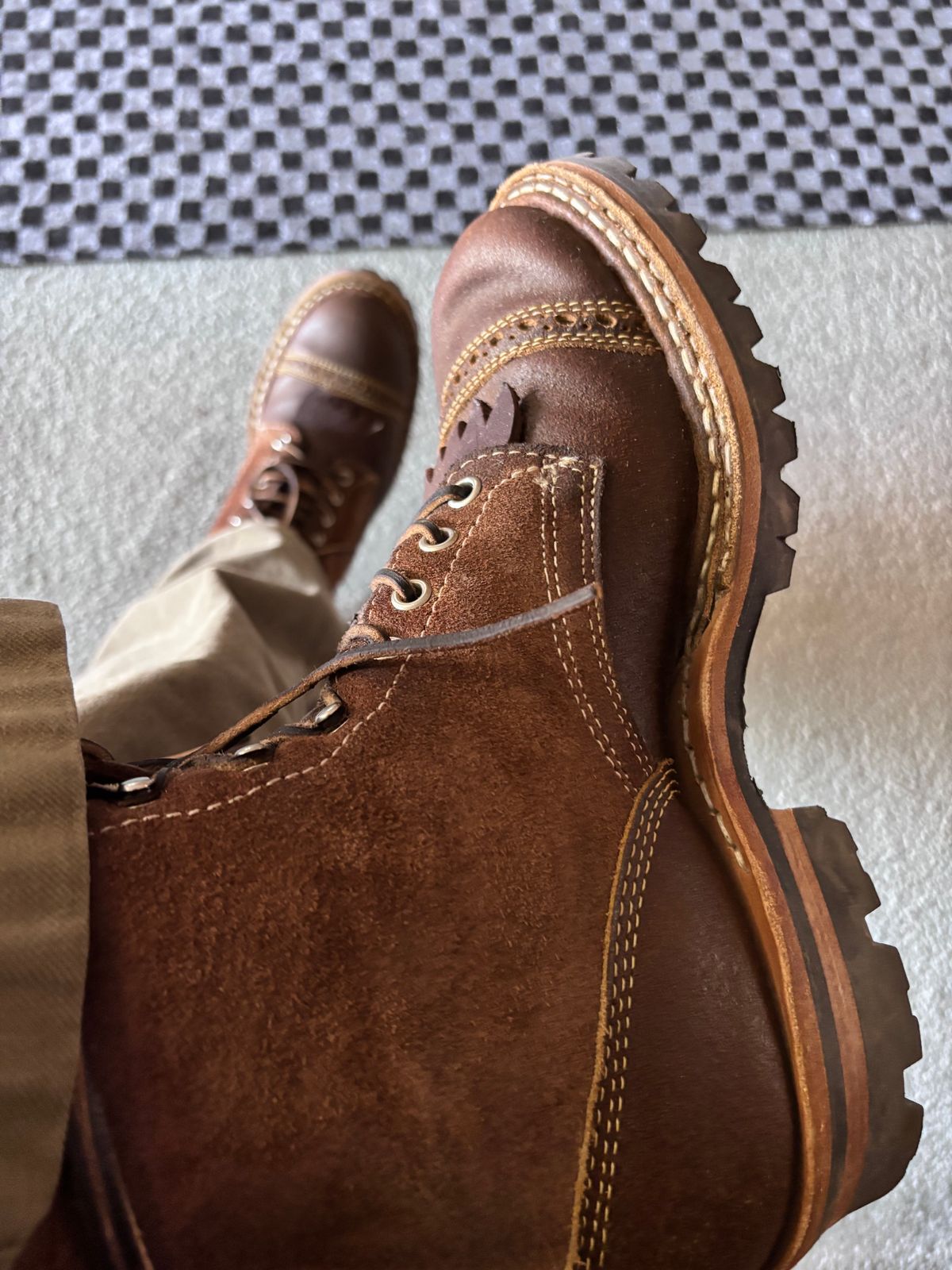 Photo by GodsRedeemed on December 1, 2024 of the Baker’s Custom White’s Bounty Hunters Bounty Hunters in Horween Cinnamon Waxed Flesh & Seidel Brown Oil Tan Roughout & Horween Olive Waxed Flesh.